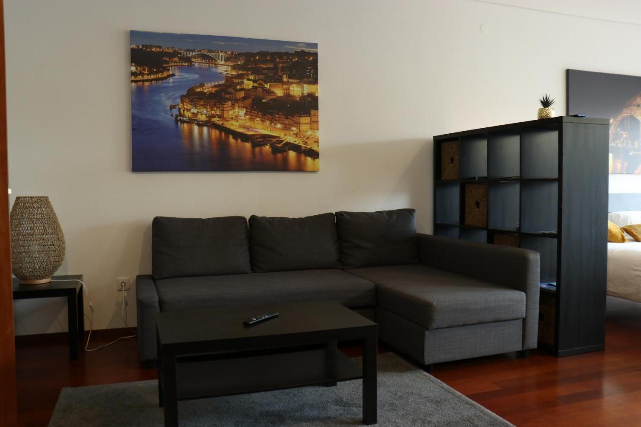 Metro Heroismo Residence Porto Exterior photo